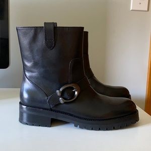 Coach leather leighton pull on black lug sole boots